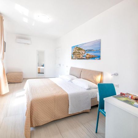 איסקיה B&B La Gioia מראה חיצוני תמונה