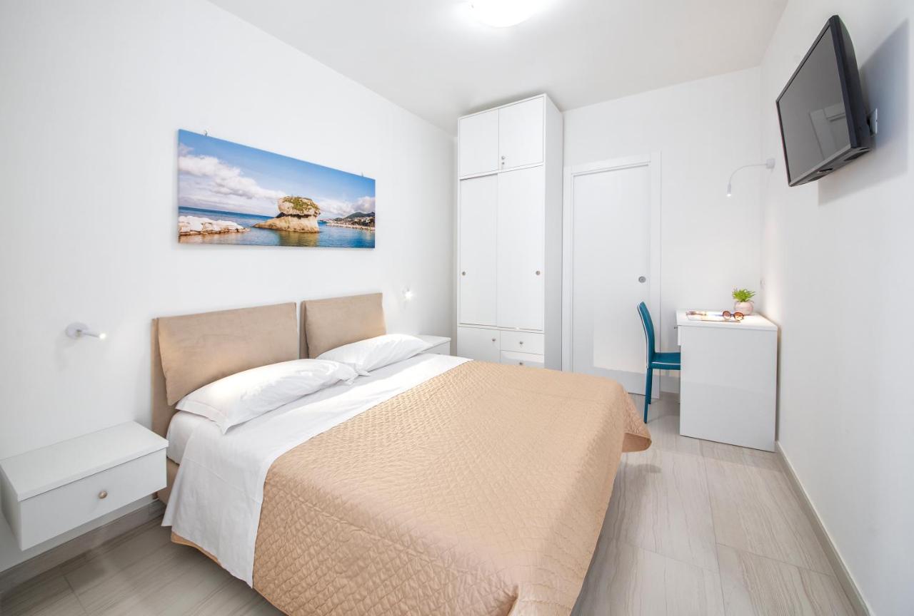 איסקיה B&B La Gioia מראה חיצוני תמונה