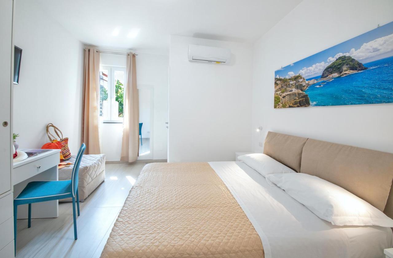 איסקיה B&B La Gioia מראה חיצוני תמונה